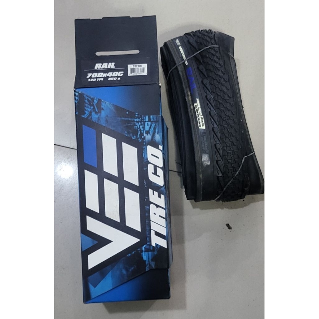 Ban luar gravel Vee Rail 700x40c
