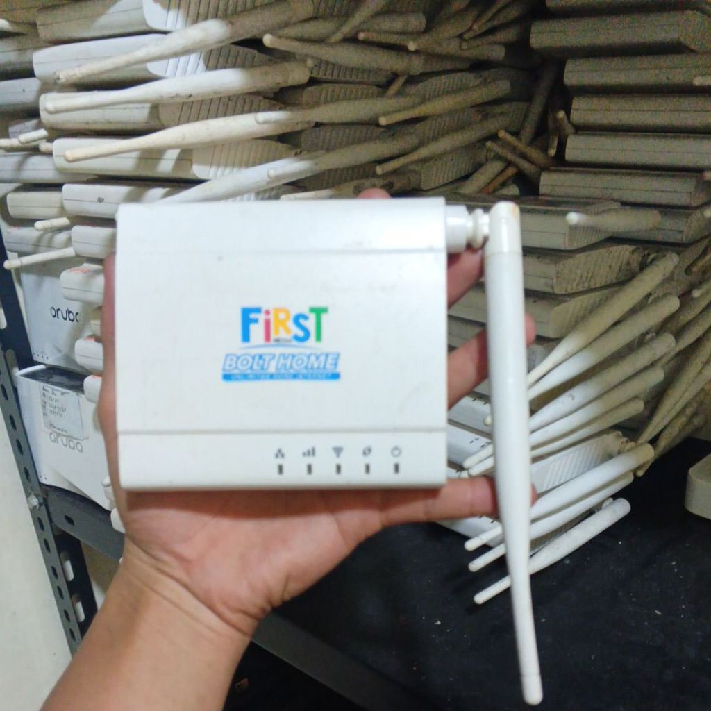 first media BOLT HOME BL401