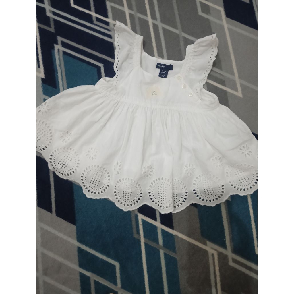dress baby gap katbol 12-18bulan