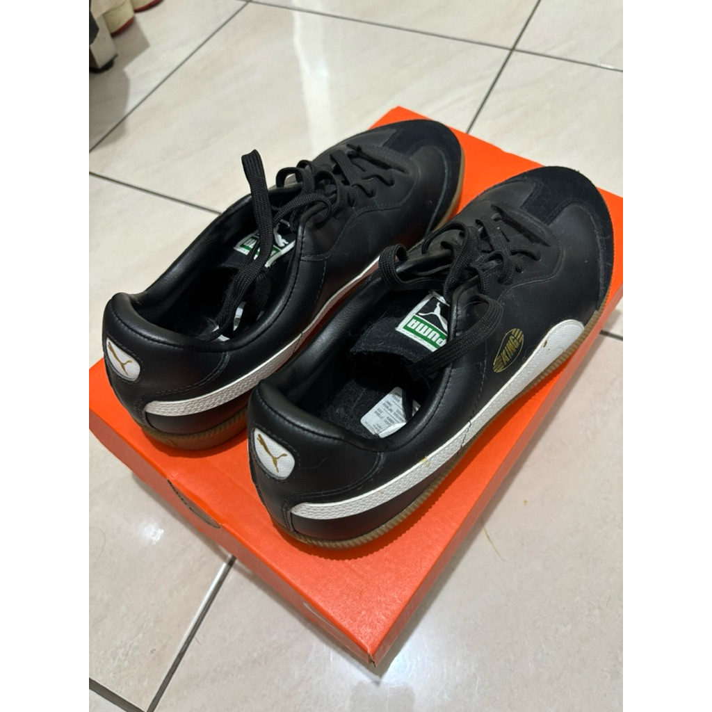 SEPATU FUTSAL PUMA KING 21 IT free sarung tangan kiper