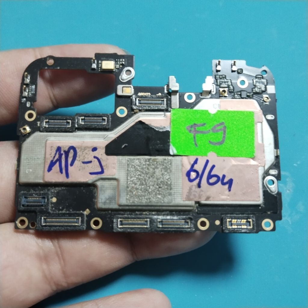 Mesin Oppo F9 Nyala Minus Jaringan Seluler Bebas Pola