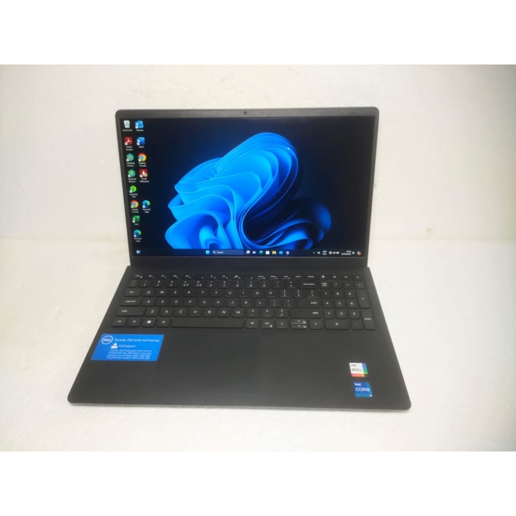 B249 Laptop Dell Vostro 15-3510 core i5-1135G7 Ram 8GB ssd 512GB muluss