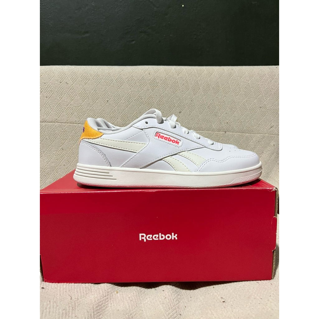 Sepatu Reebok Court Advance