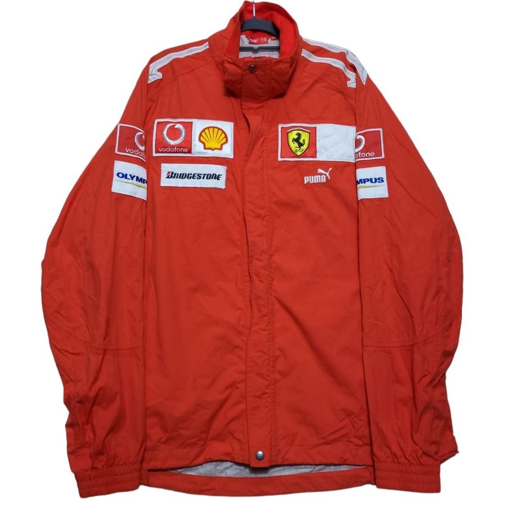 Jaket Ferrari X Puma Vintage Original Official Merchandise Scuderia Ferrari F1 2006 Gorpcore Outdoor