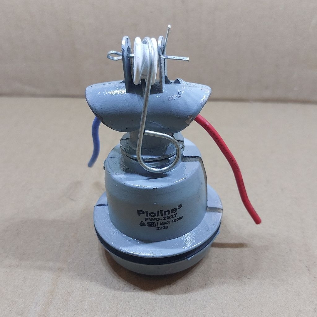 fitting fiting lampu gantung outdoor keramik WD PIOLINE PWD-2627