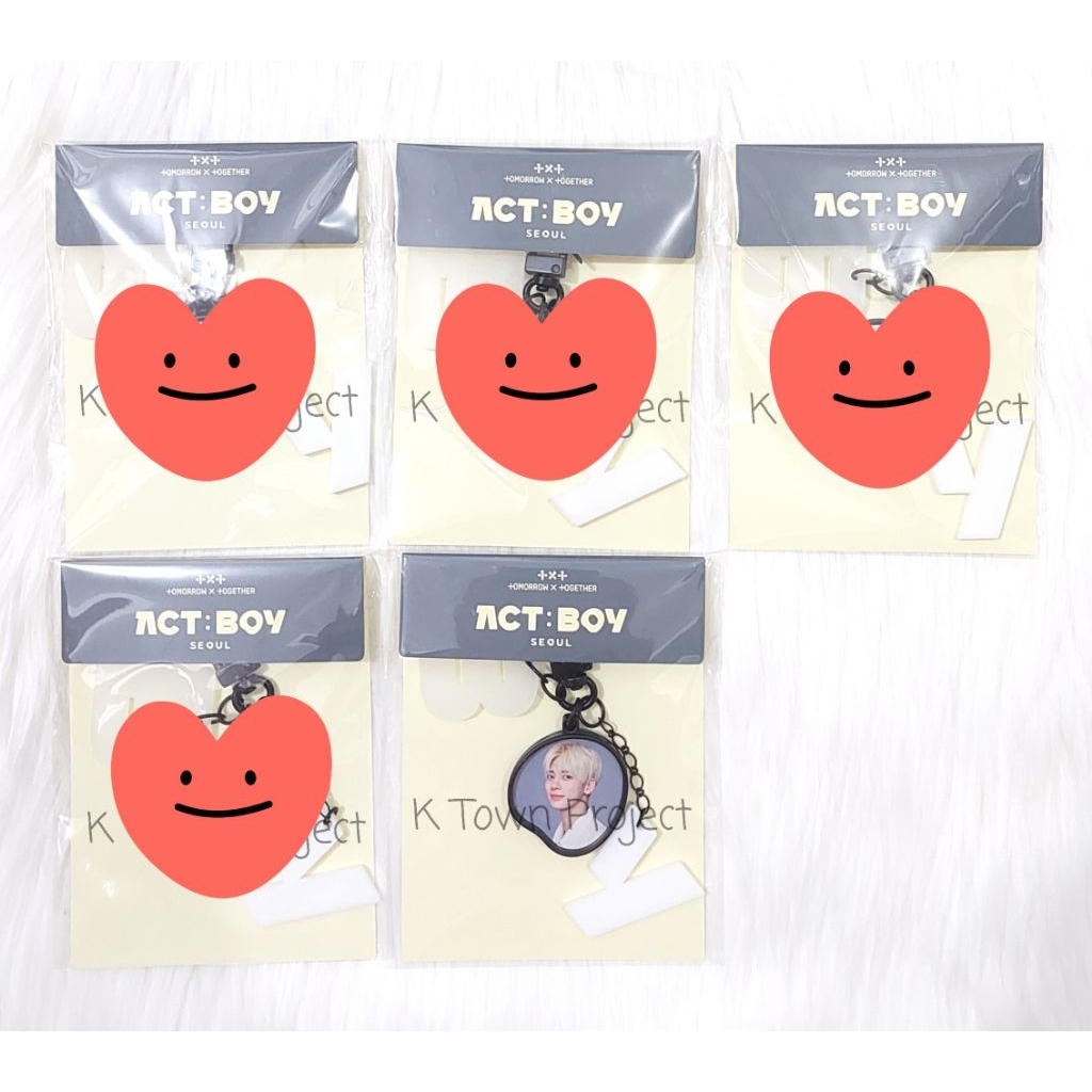 [READY - CLEARANCE SALE] TXT ACT:BOY ACT BOY CONCERT KEYRING YEONJUN SOOBIN TAEHYUN BEOMGYU HUENINGK