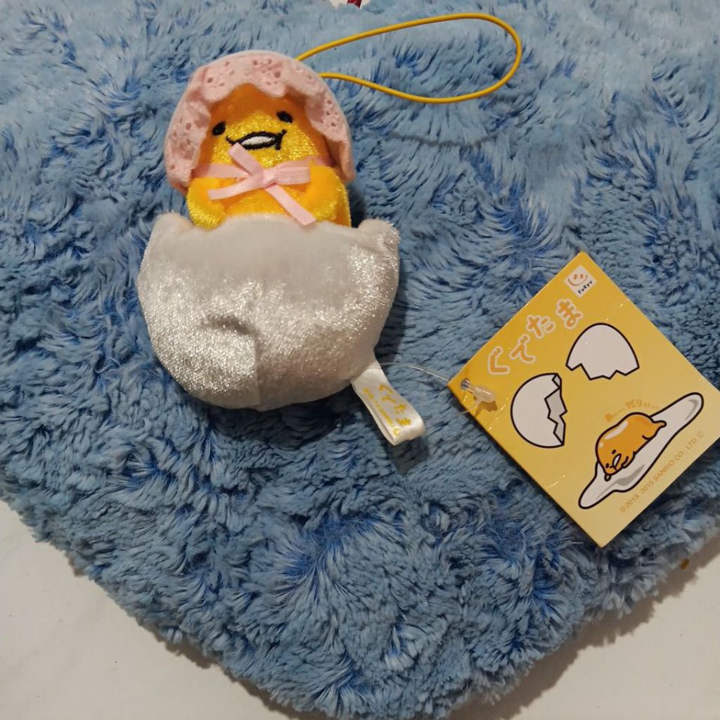 gantungan baby gudetama newtag