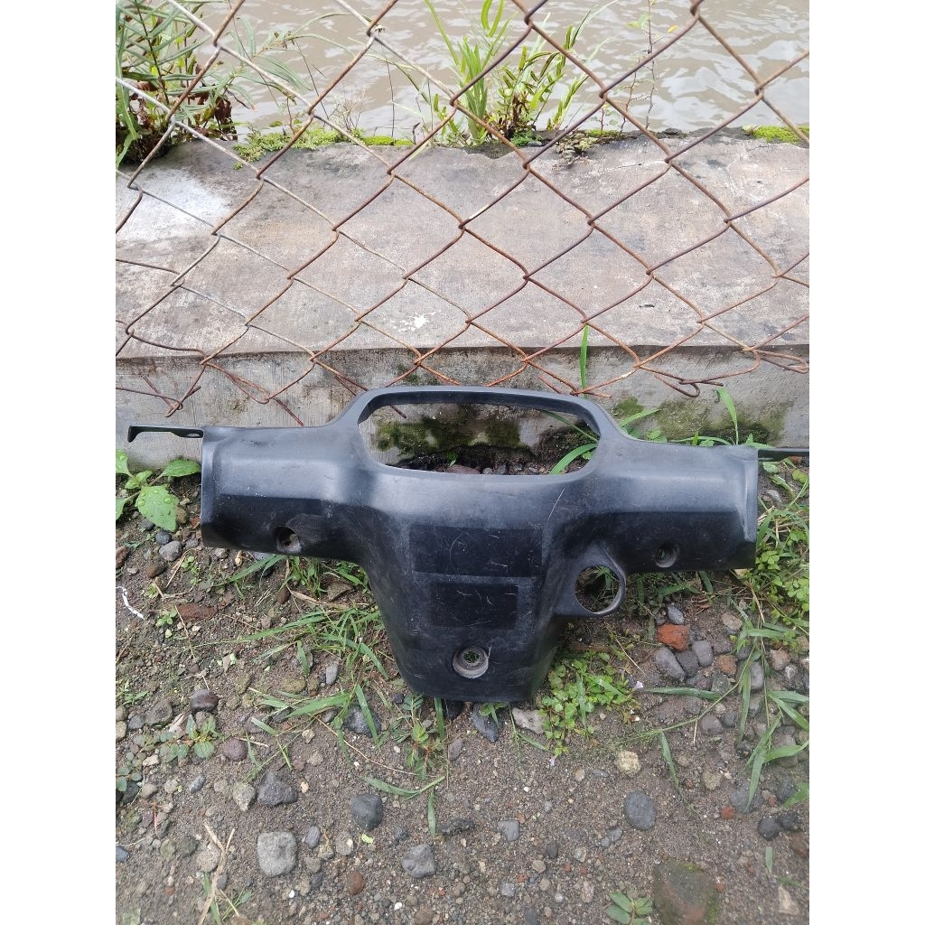 totok belakang Astrea Grand