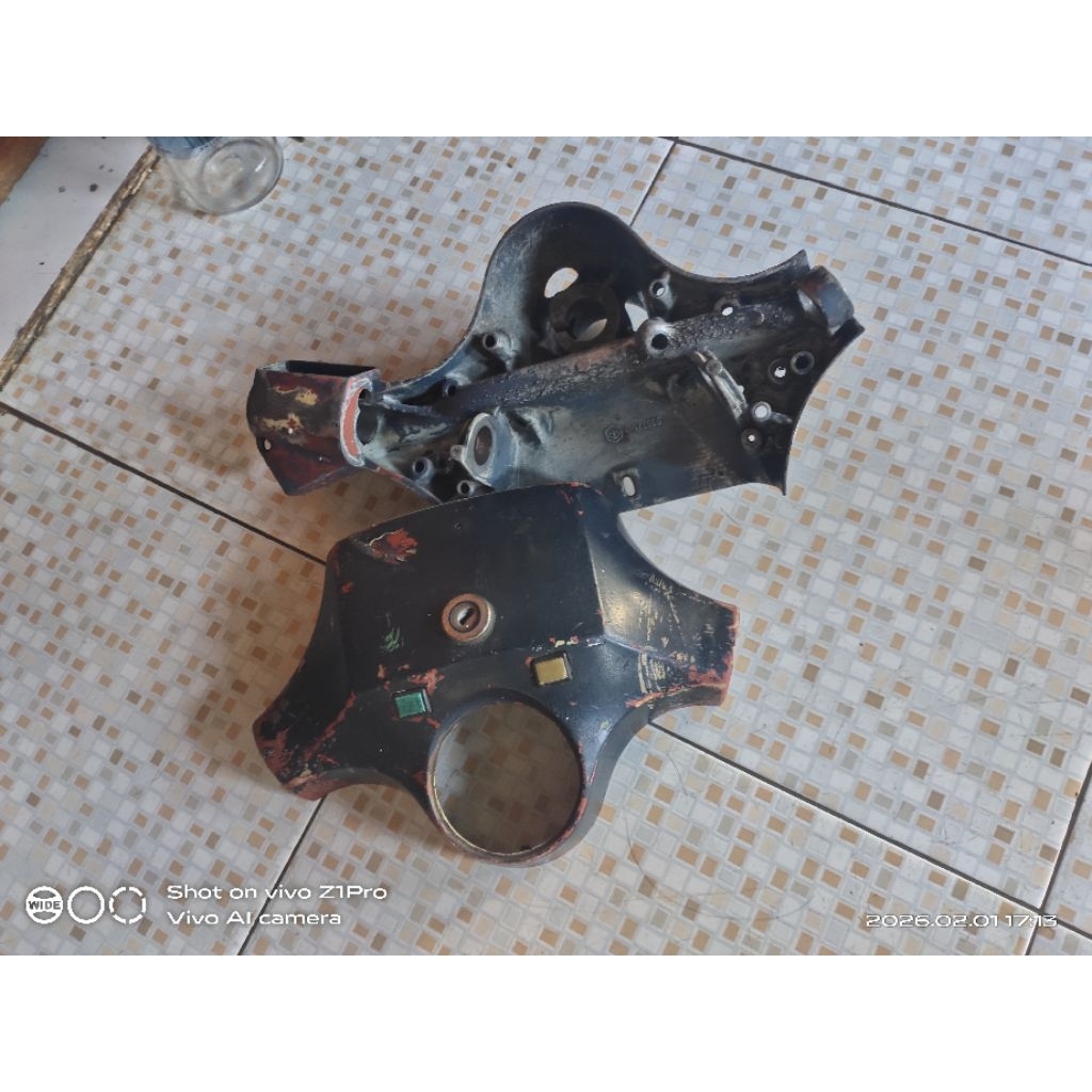 Stang Vespa Px, Ps Cat Original Copotan Berkode, Batok atas plastik lihat deskripsi bawah