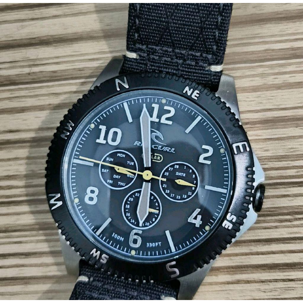 Ripcurl solar Like new