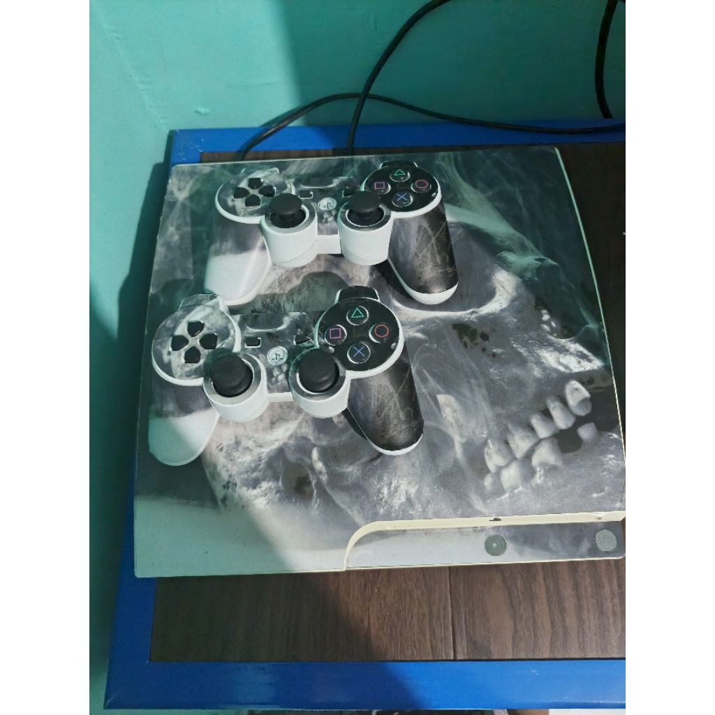ps 3 second, bekas pemakaian pribadi no minus seri 25,1TB