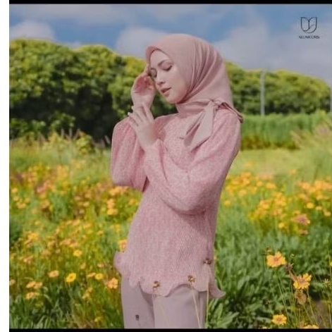 PRELOVED Lizzie Blouse by Alunicorn