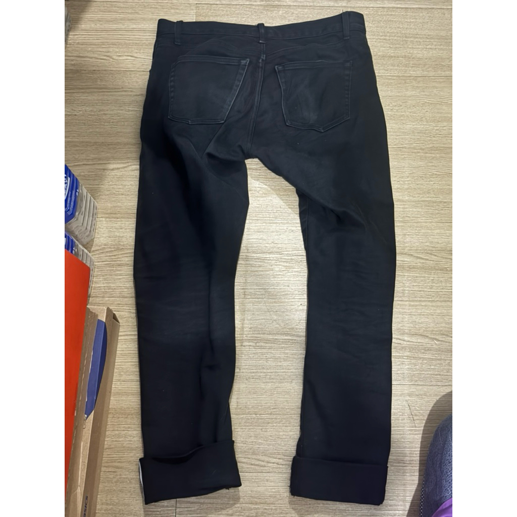 Uniqlo Black Selvedge Denim Size:33 fit:32