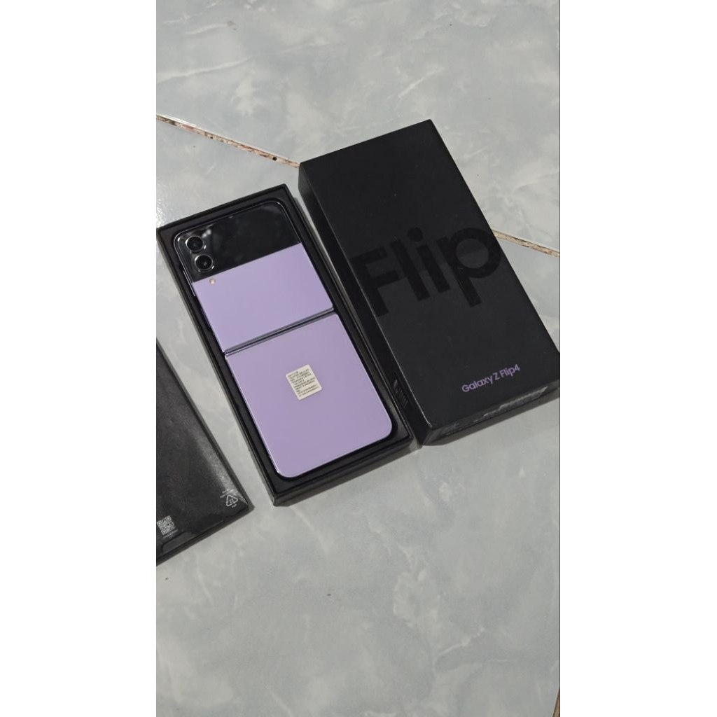 samsung z flip 4 8/256gb resmi sein minus lcd green line