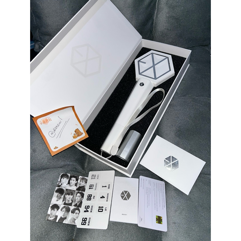 PRELOVED Official Lightstick EXO Ver.2