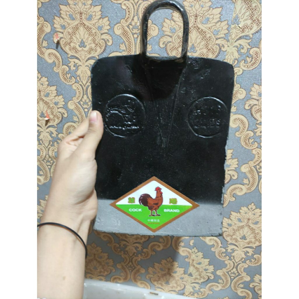 cangkul cap ayam