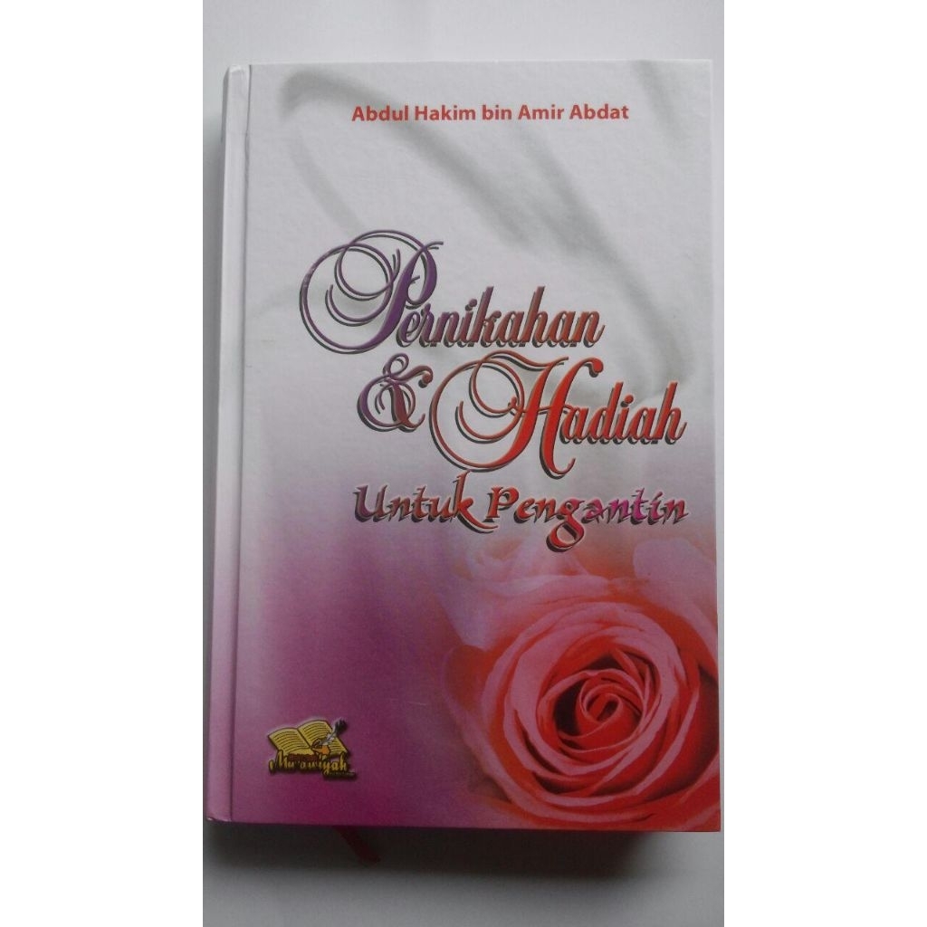 Buku Pernikahan & Hadiah untuk Pengantin