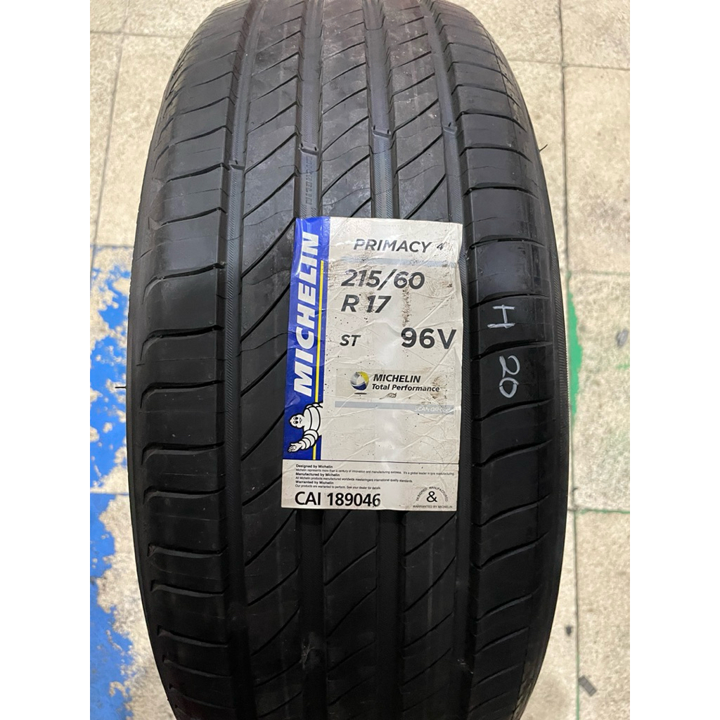 Ban Michelin Primacy4 215/60 R17