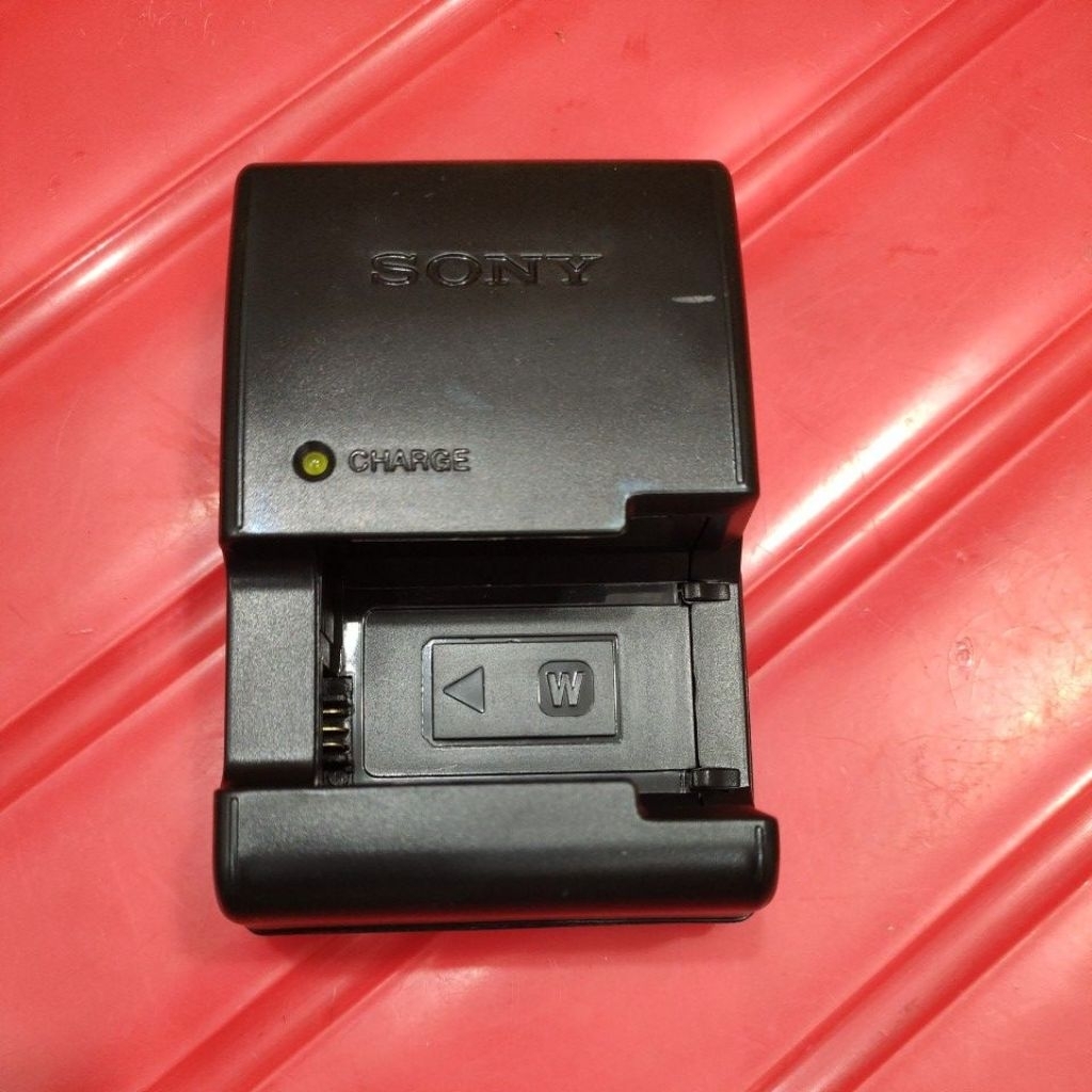 charger Sony BC-VW1