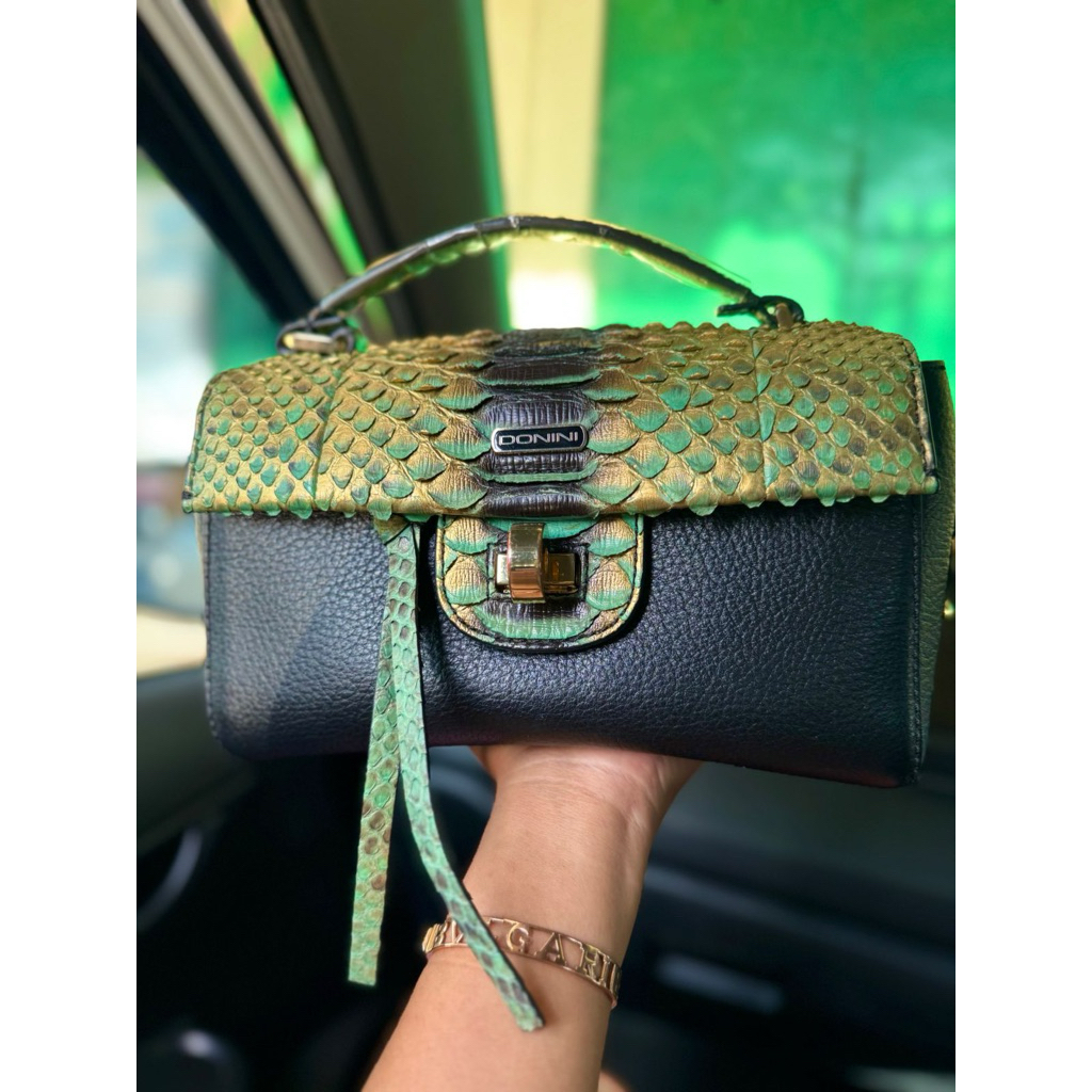 tas donini vigo imlek green preloved