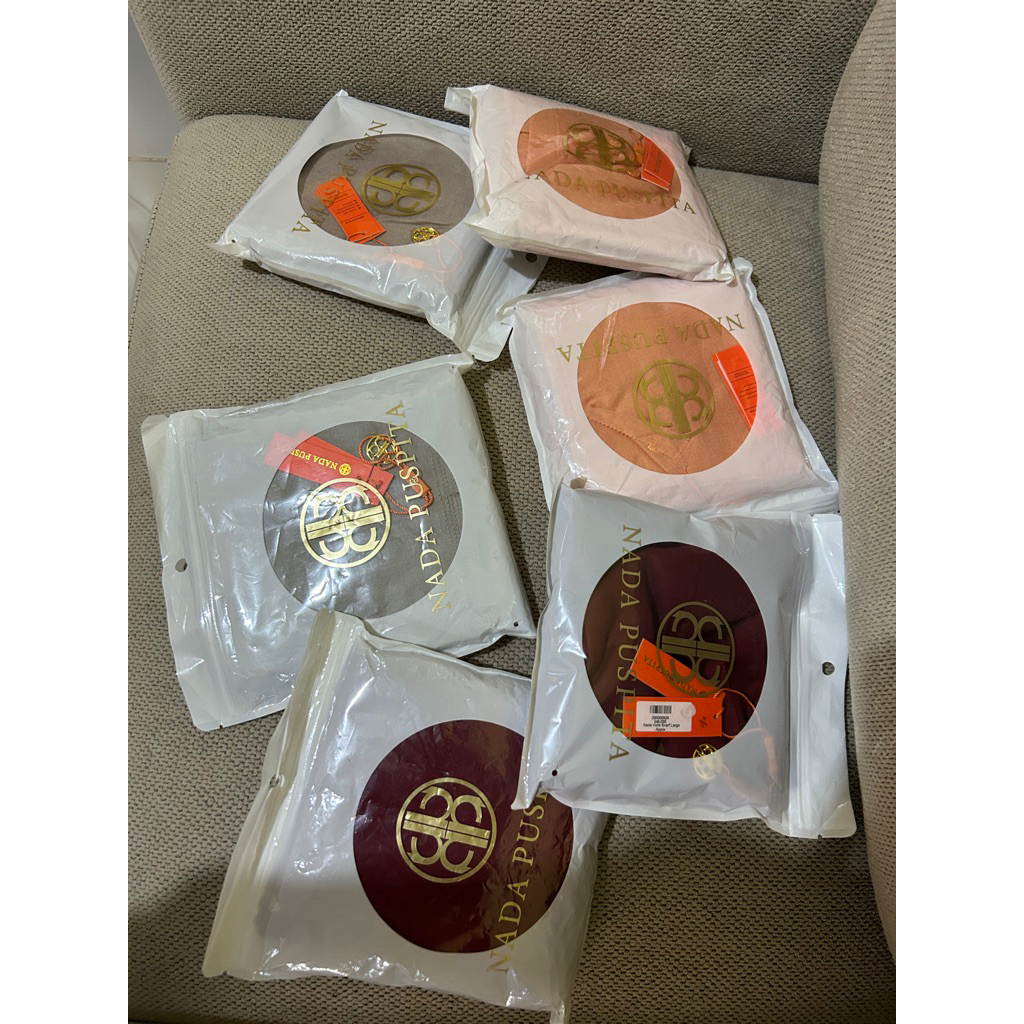 SCARF LARGE NADA PUSPITA