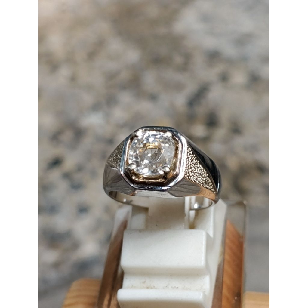 NATURAL ZIRCON