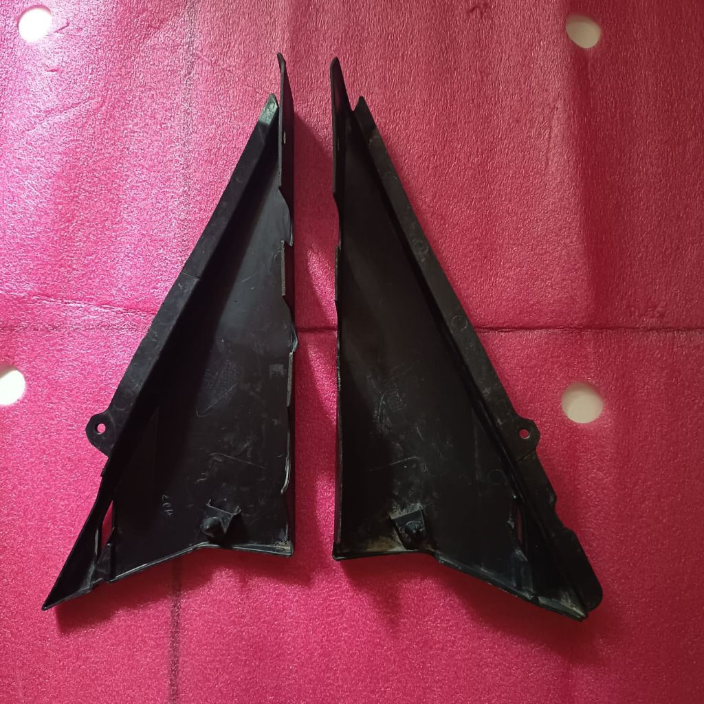 cover box aki Yamaha Vixion New original copotan