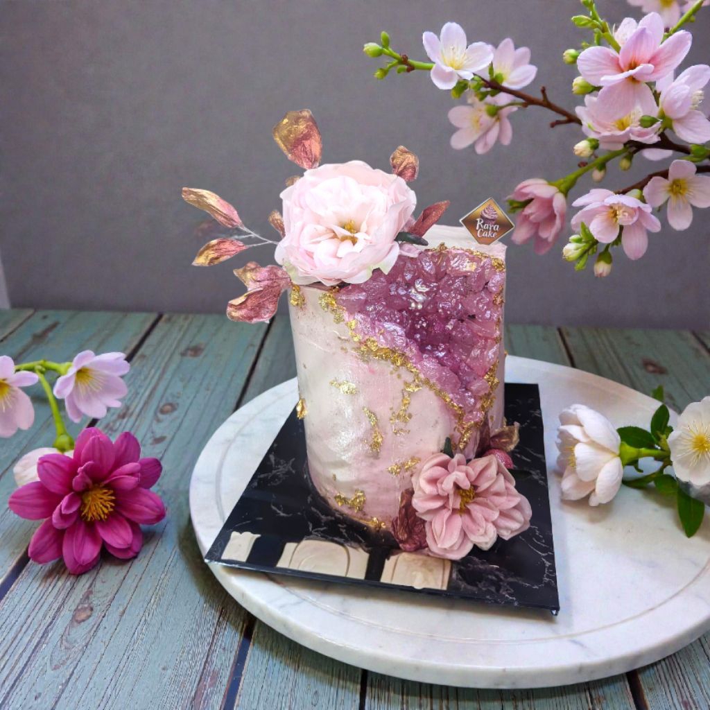 geode cake pink peach