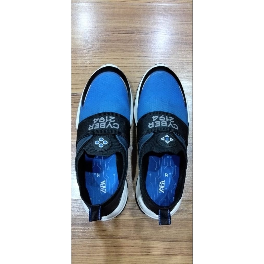 Sepatu Zara - never been used