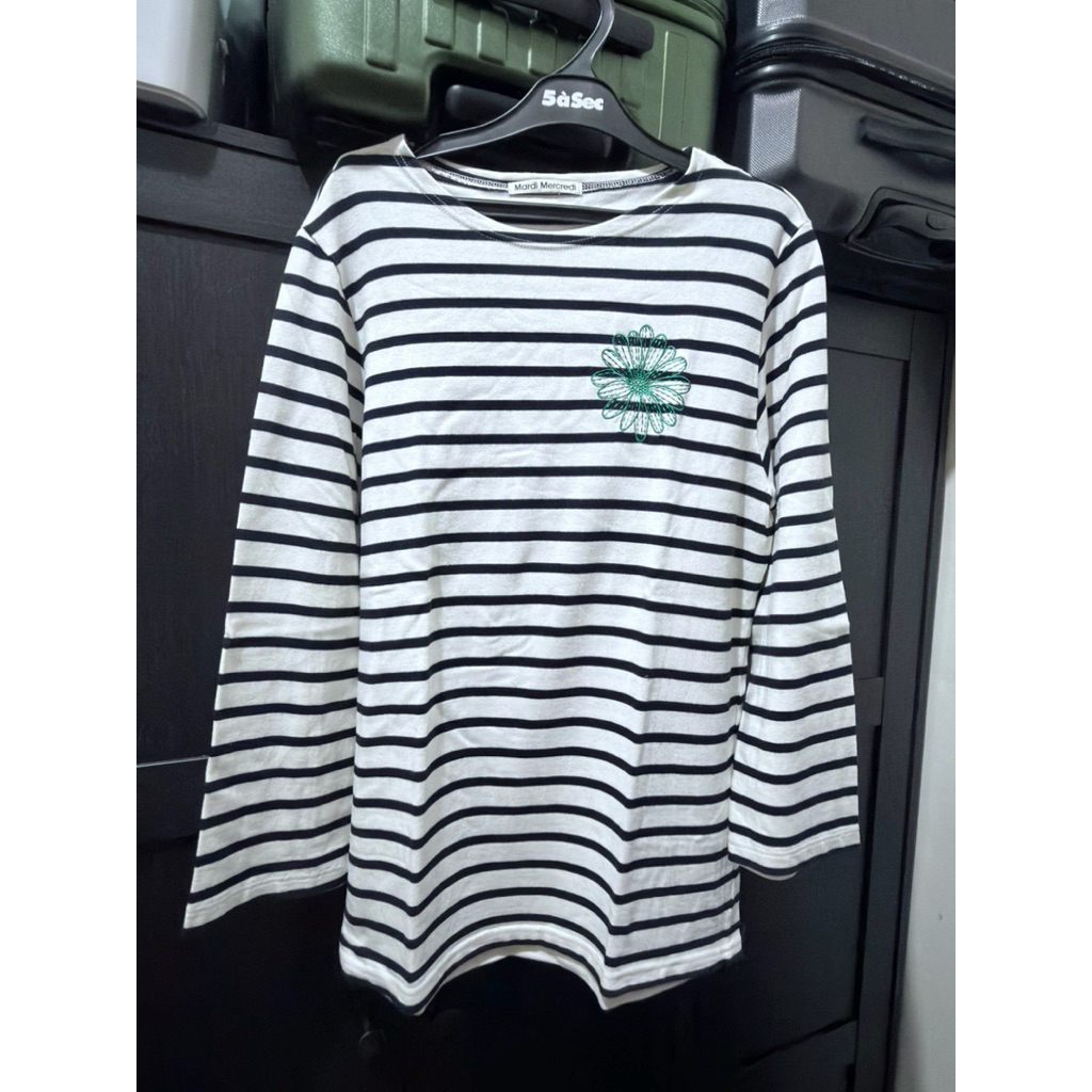 PRELOVED MARDI MERCREDI TSHIRT LONGSLEEVED ORIGINAL