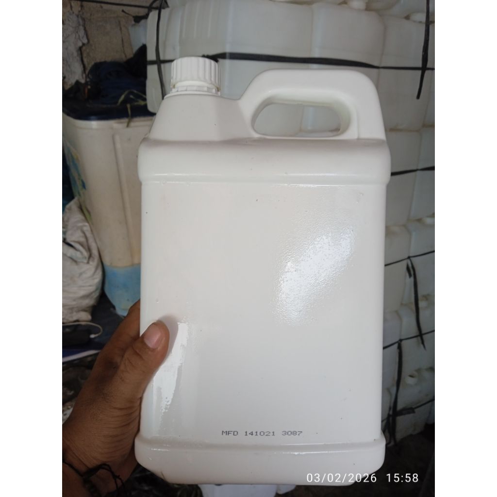 jerigen drigen 5 liter putih susu bekas sabun cair