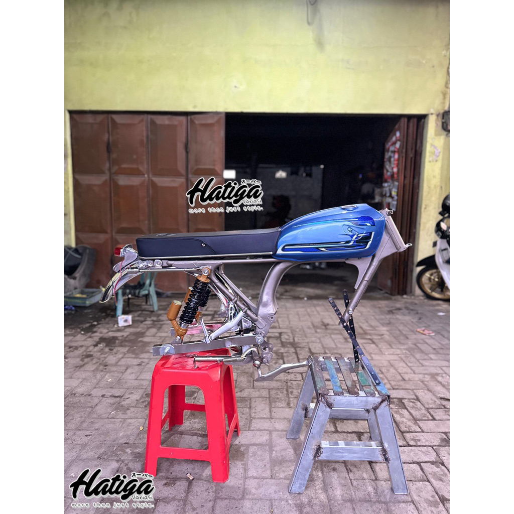 BODY SET CB DOWNSIZE MILENIUM BLUE TATANAN TINGGAL NAIK MESIN DAN KAKI KAKI