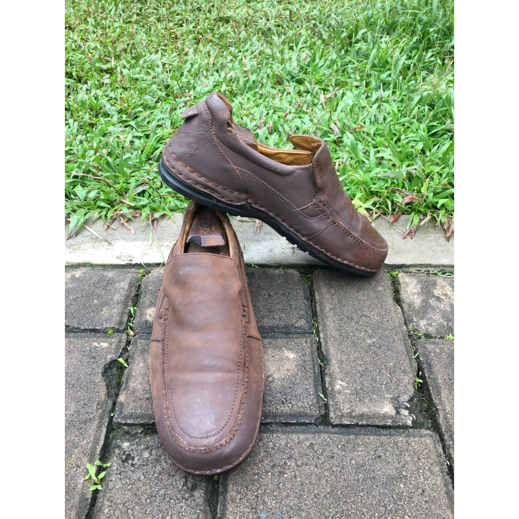 Sepatu Second Original Kulit Slip On Camel Active