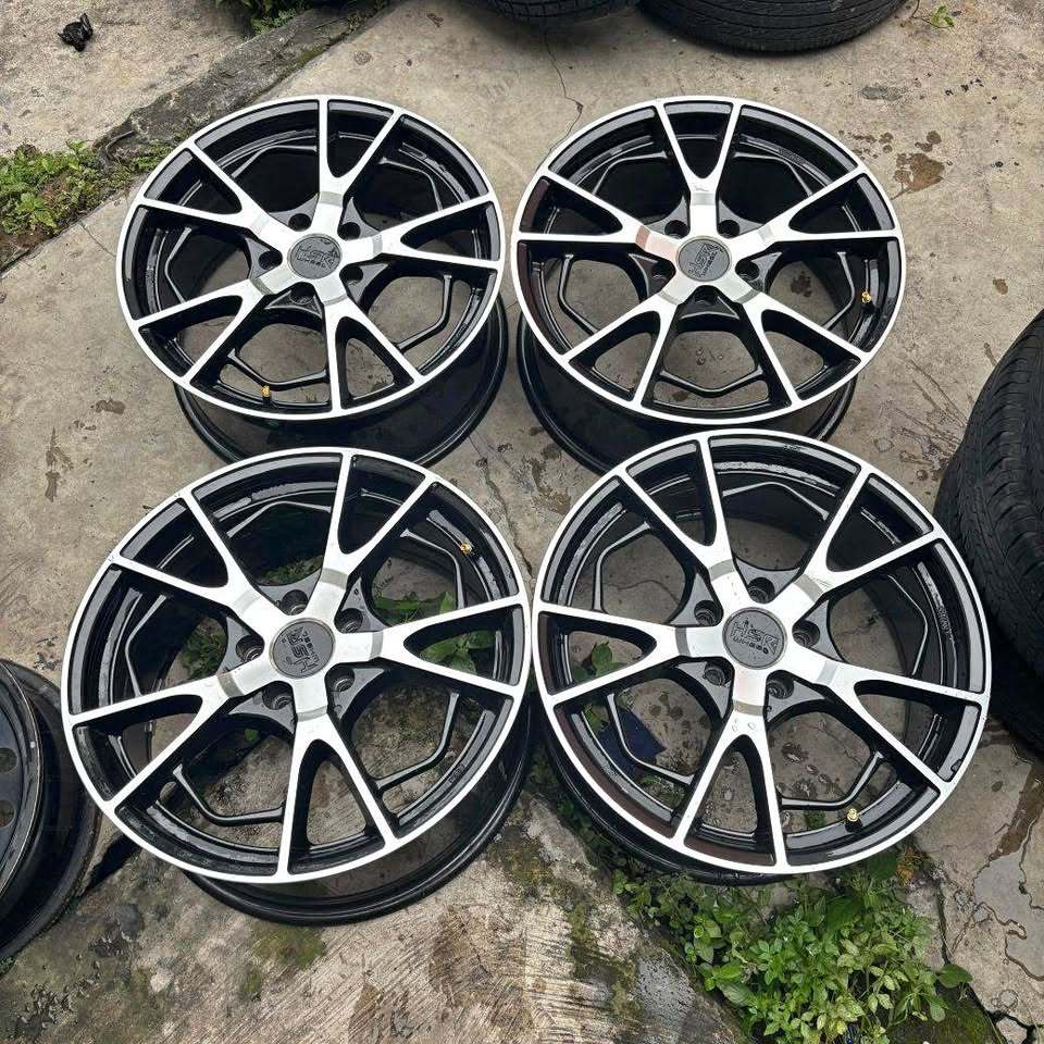 Velg Second Hsr Ring 18 Buat Innova Rush Captiva