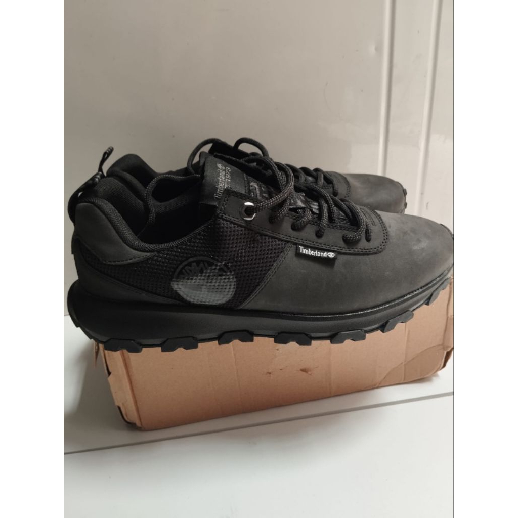 SEPATU HIKING GUNUNG OUTDOOR TIMBERLAND LIKE NEW SIZE 43,5 BEKAS PRELOVED