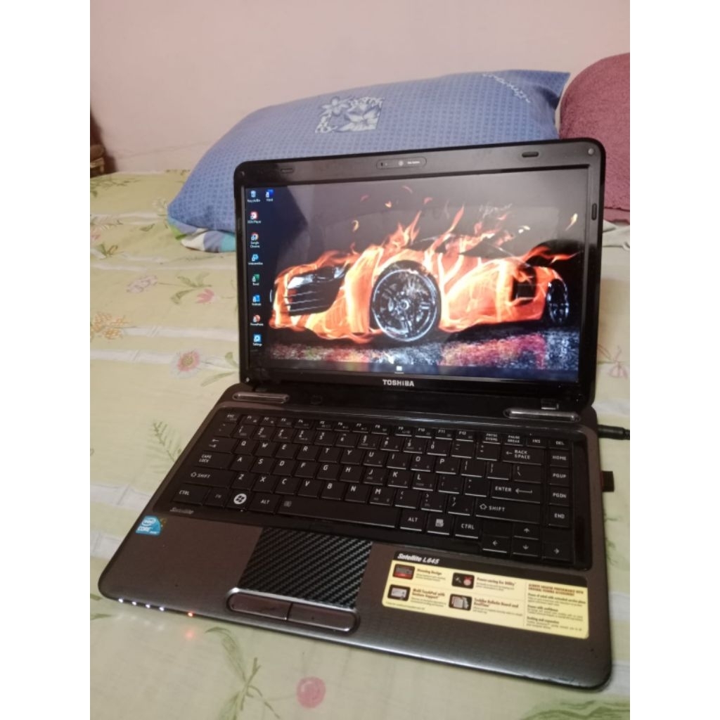 LaptopToshibaCorei3Ram4Gb