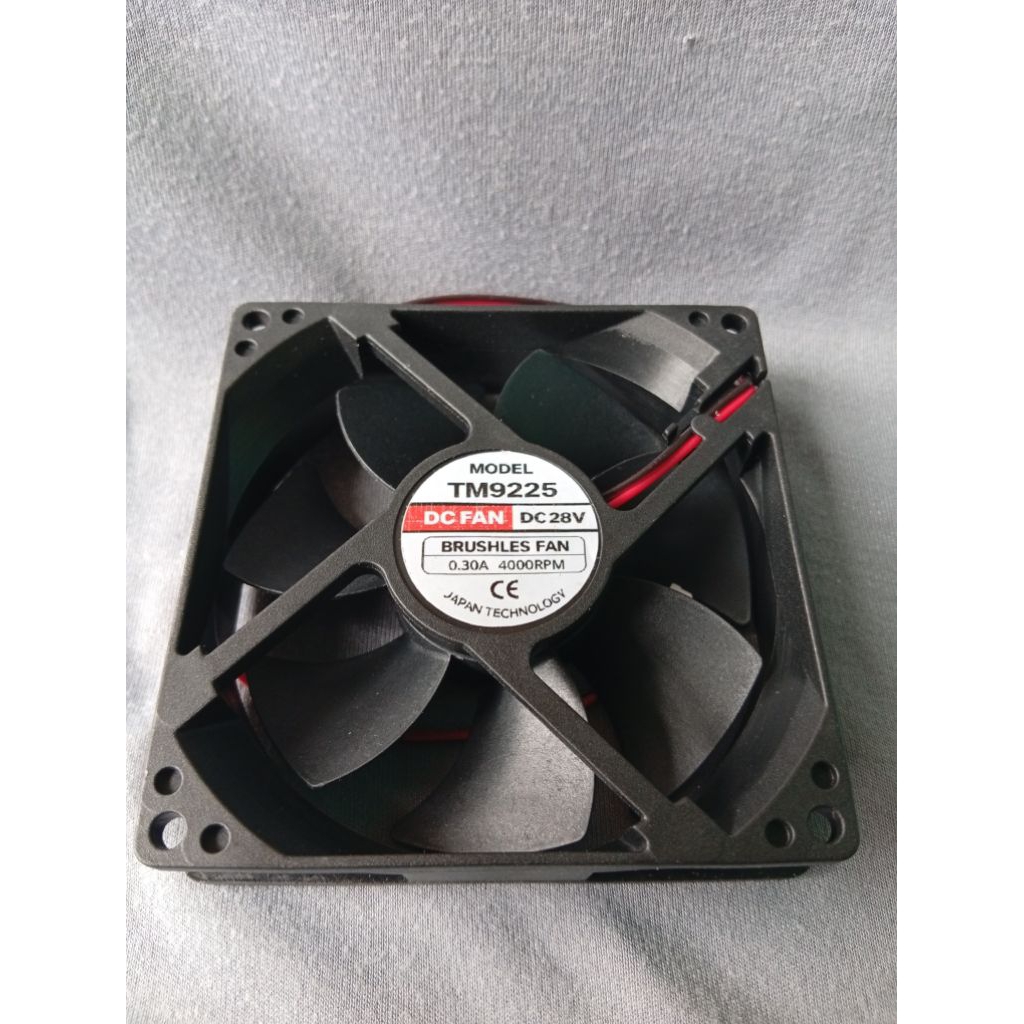 Kipas Mesin Las 9 Cm 4000 RPM DC 28 V 30.A