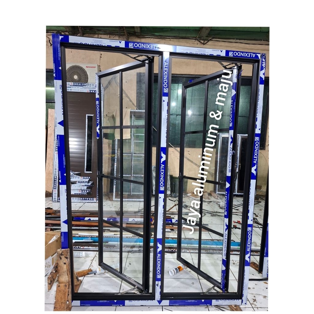 jendela aluminium merek alexindo kaca 5mm kusen 3inc bukaan 1 arah jgn lupa mambah pecaking kayu uku