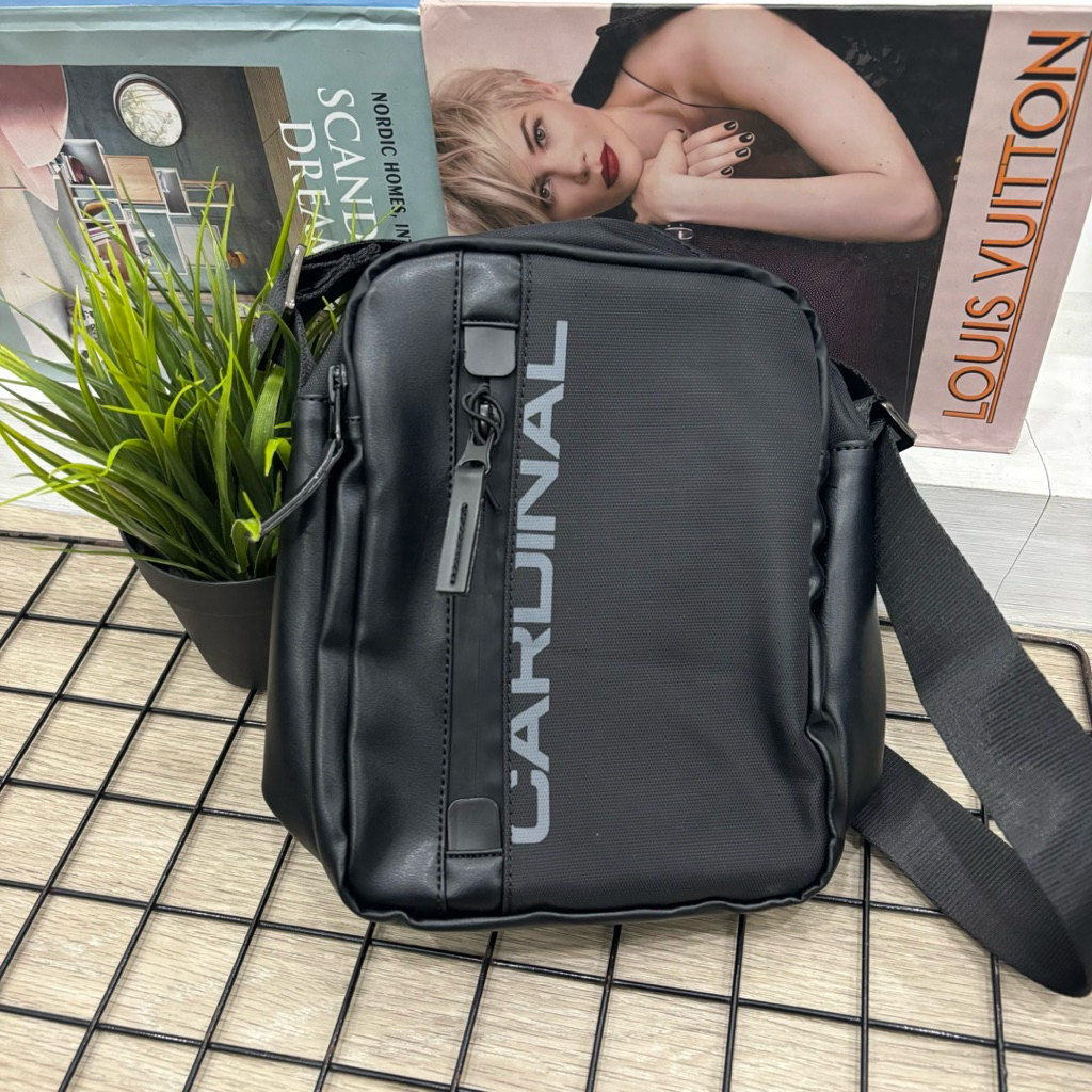 Tas Slempang Cardinal Pria Original