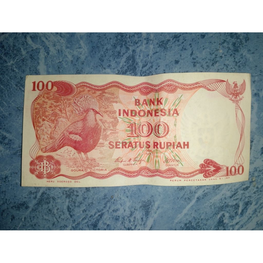 UANG KERTAS 100 RUPIAH KUNO ( original )