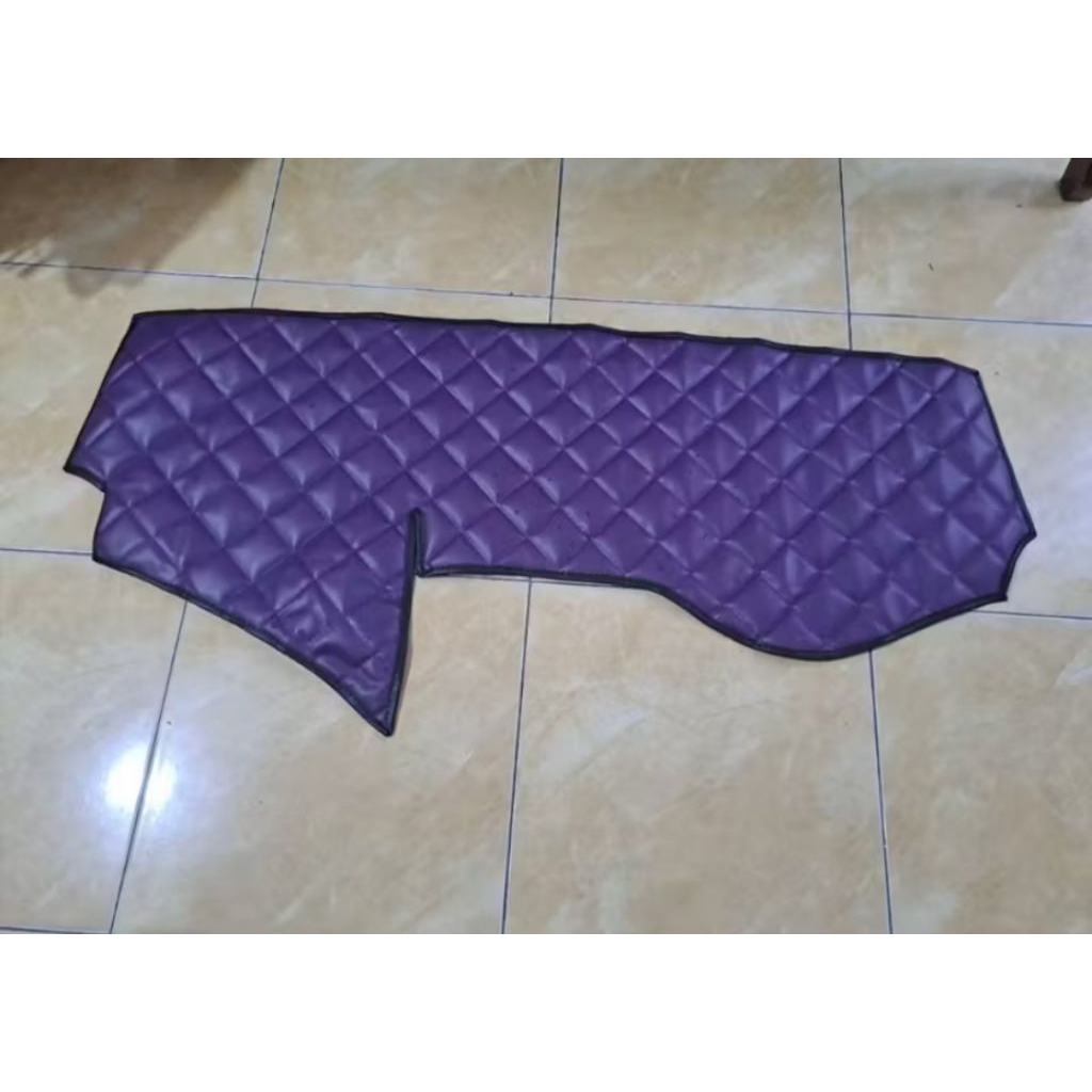 cover dasbor mobil agya/ayla 2013