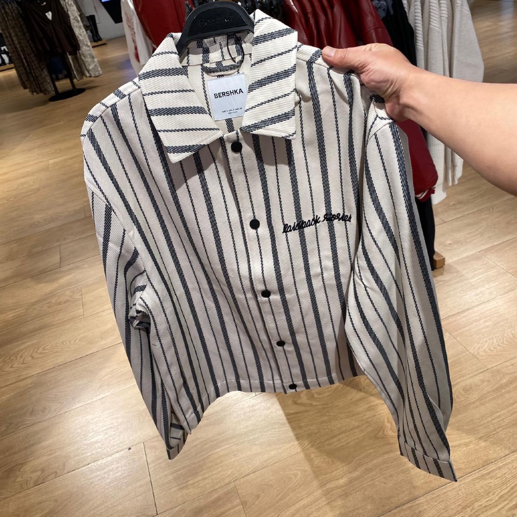 JASTIP. Kemeja Outwear Bershka (MAN)