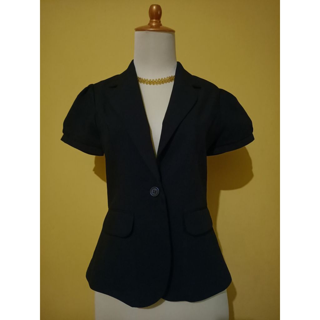 Blazer cardinal wanita