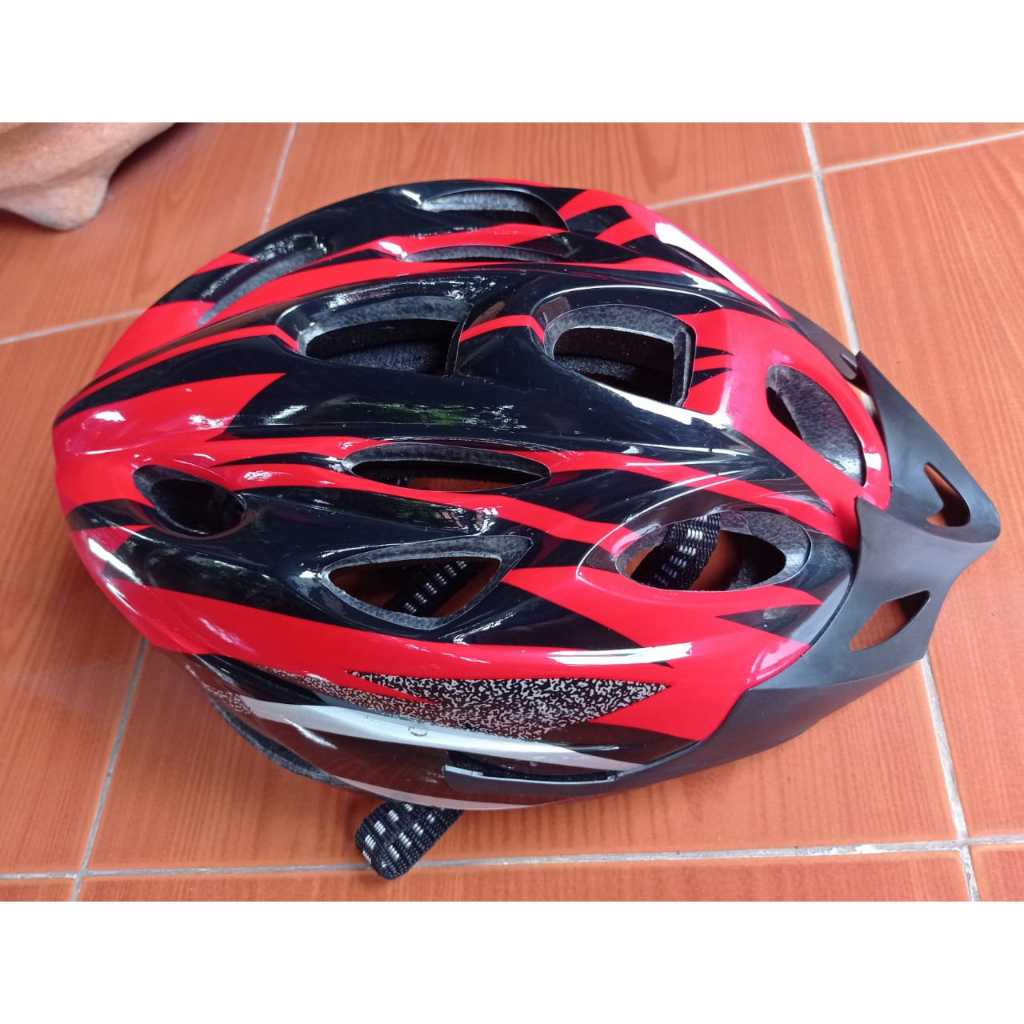 HELM SEPEDA GOWES