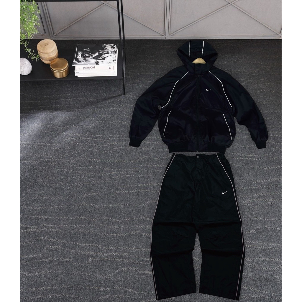 one set tracksuit nike