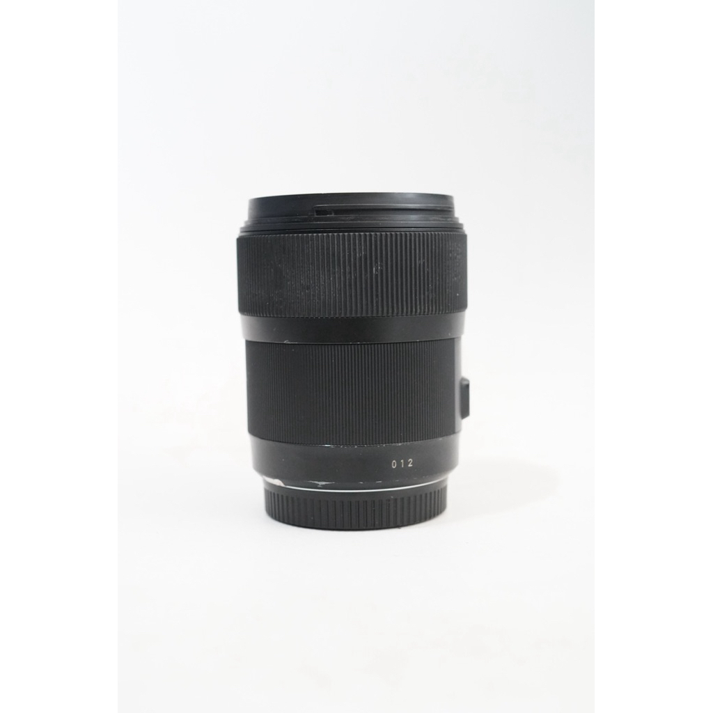 Lensa Canon Sigma art 35mm F1.4