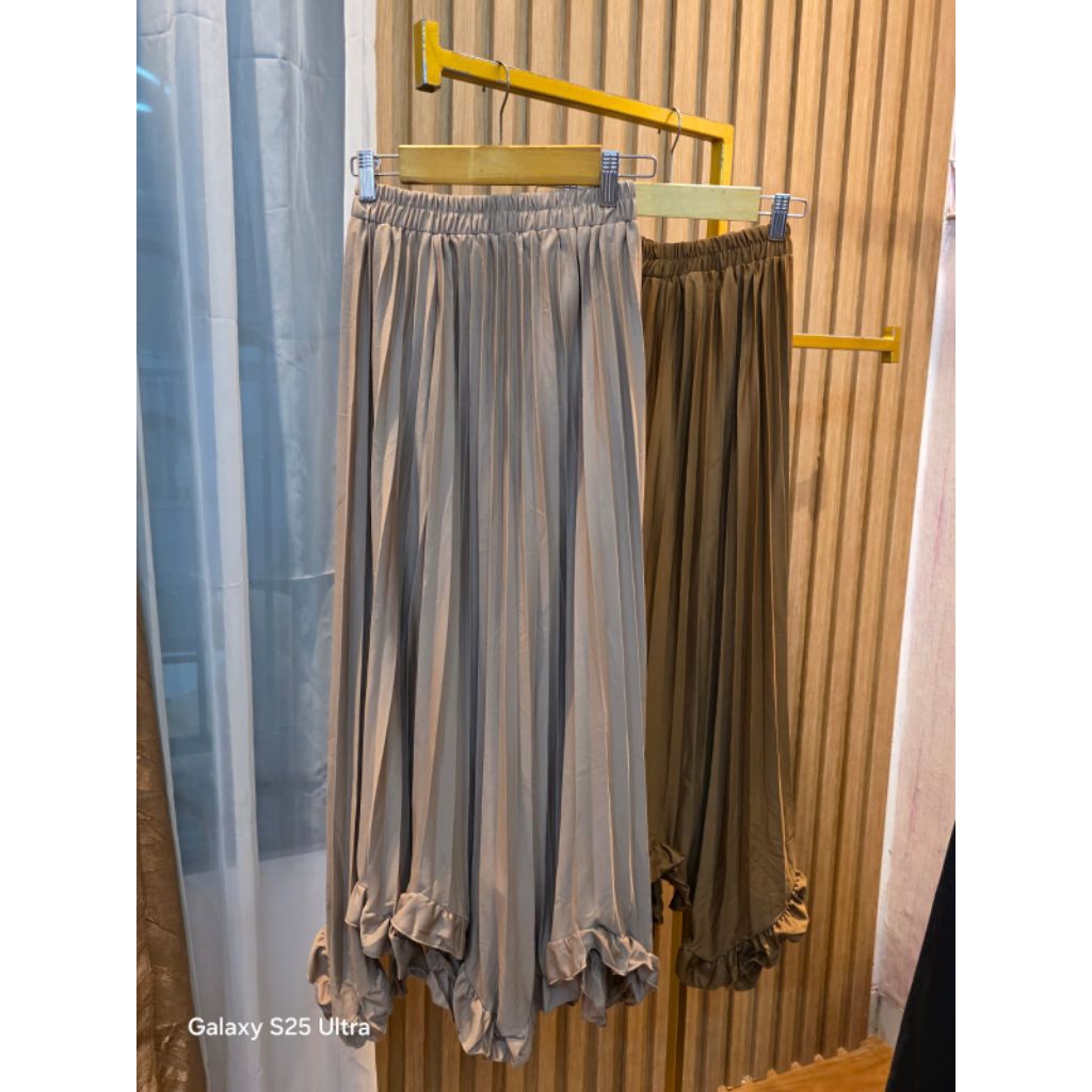 Rok plisket warna coklat & mocca gelombang