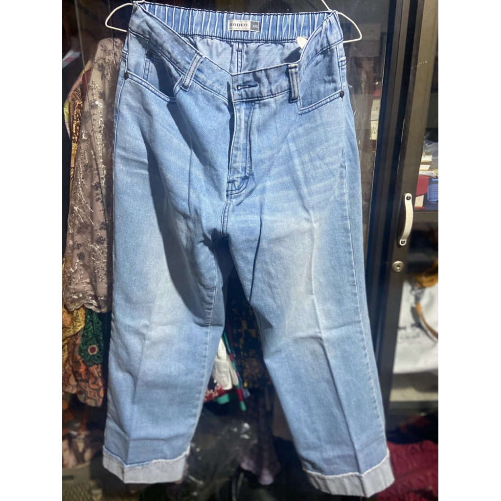 RODEO JEANS PRELOVED