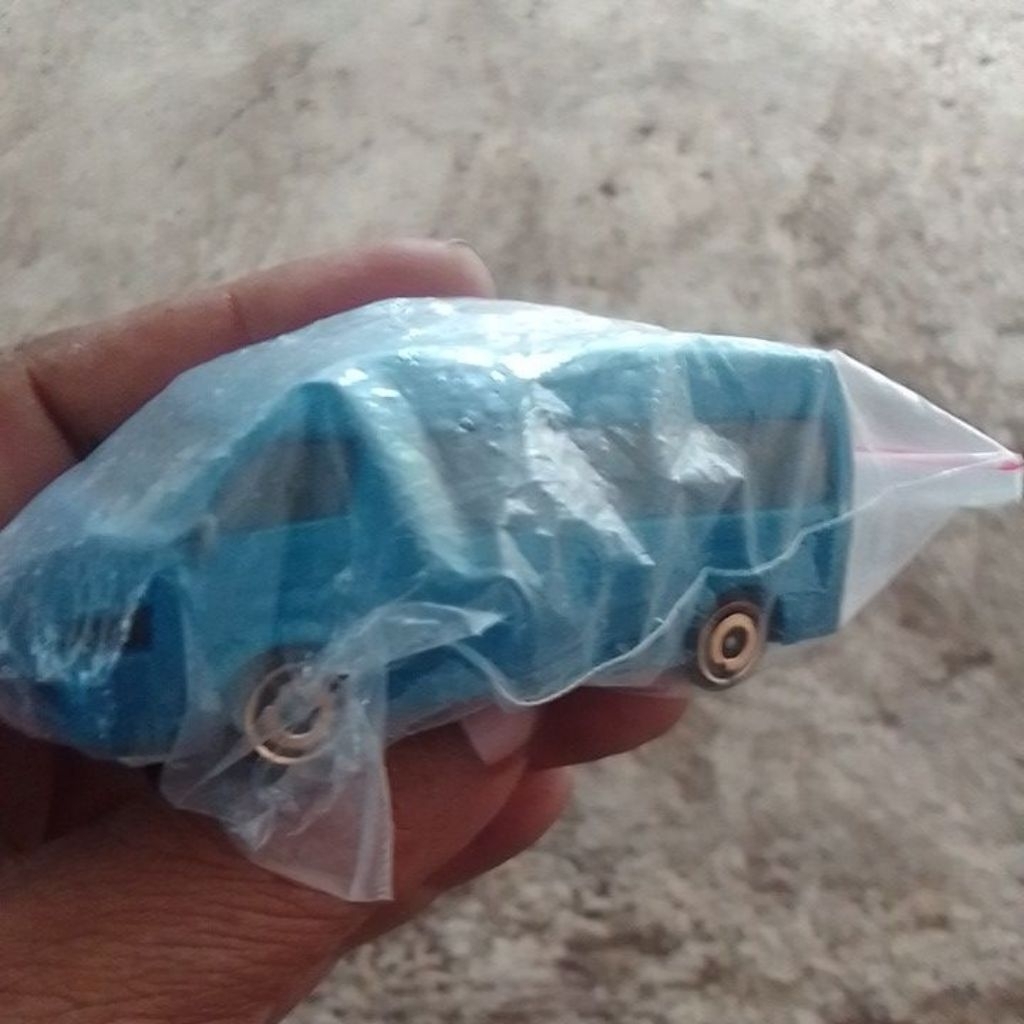 majorette Hiace custom.