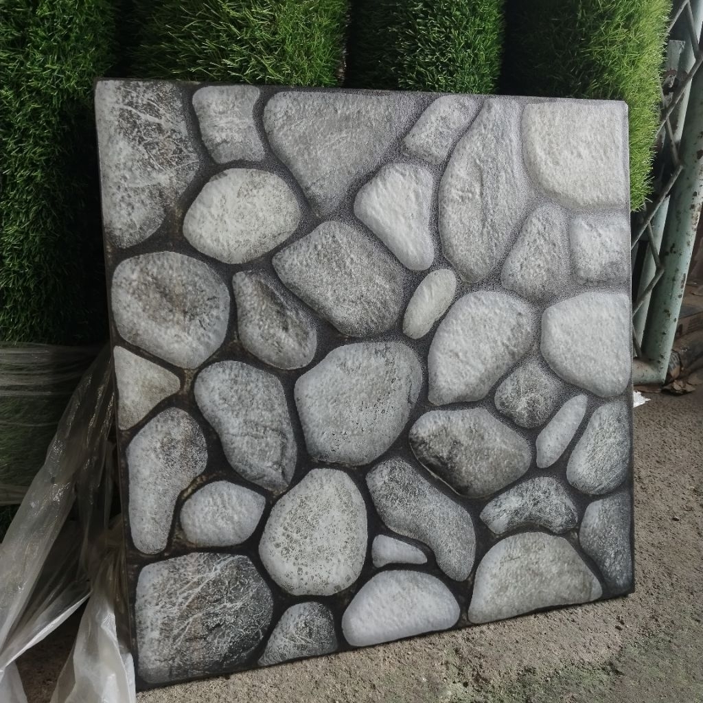 Keramik 50x50 TERAS MATT KASAR BATU ALAM mul